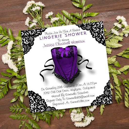 Paarse corset en zwarte leace-lade kaart