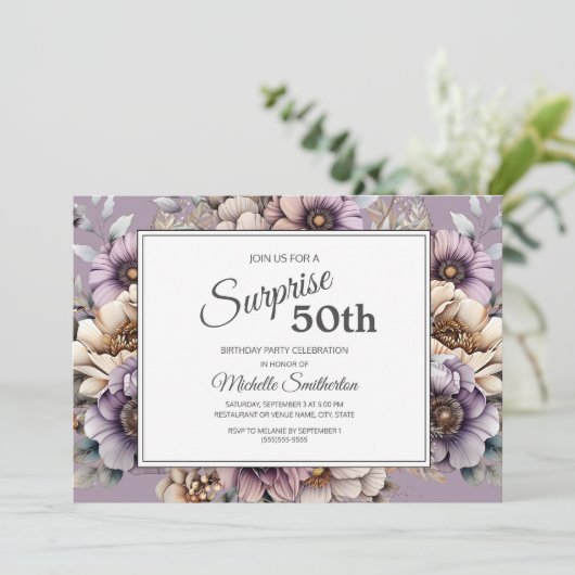 Paarse Cream Taupe Bloemen Verrassing 50ste Verjaa Kaart (Staand voorkant)