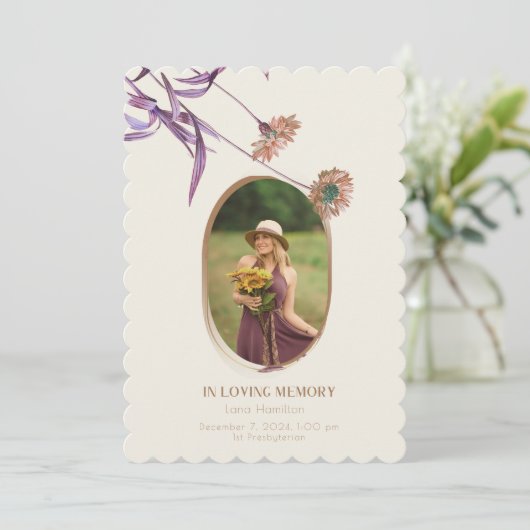 Paarse Crème Bloemen Foto Begrafenisprogramma Kaart (Staand voorkant)