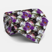 Paarse crocus en haaspaaseieren stropdas (Opgerold)