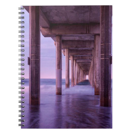Paarse dageraad bij Scripps Pier Notitieboek (Voorkant)