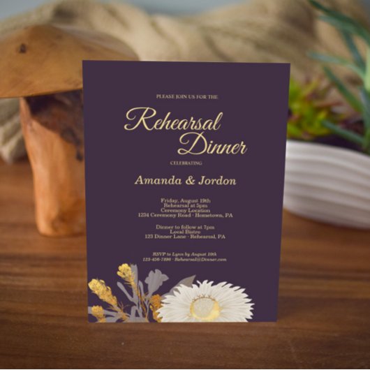 Paarse Daisy Antiek Rehearsal Dinner Invitation Kaart