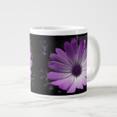 Paarse Daisy Flower Mok (Voorkant rechts)