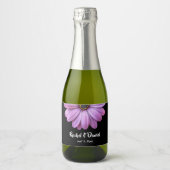Paarse Daisy op Black Mini Sparkling Wijnetiket (Voorkant)