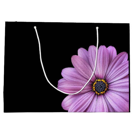 Paarse Daisy over zwarte tas met cadeau Groot Cadeauzakje (Achterkant)