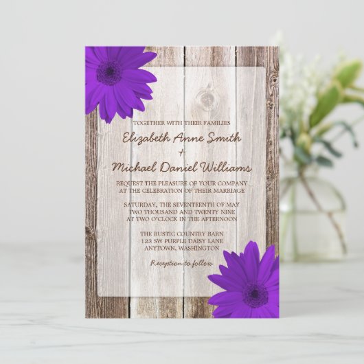 Paarse Daisy Rustic Barn Wood Wedding Kaart (Staand voorkant)