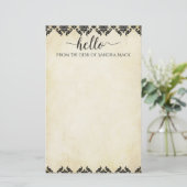 Paarse Damask op warmgrijs 100% gerecycled papier (Staand voorkant)