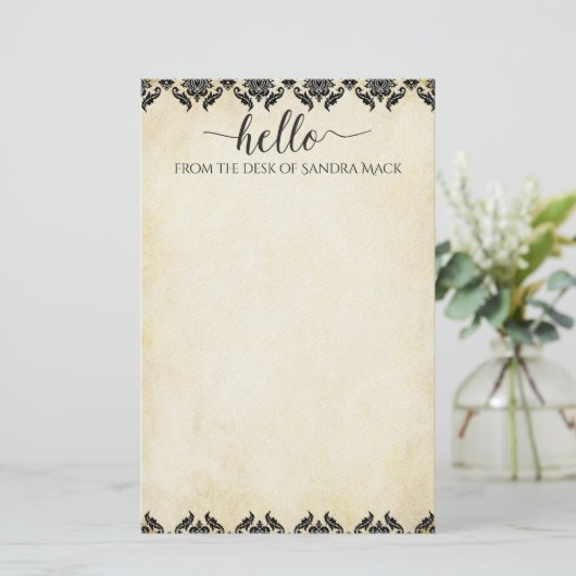 Paarse Damask op warmgrijs 100% gerecycled papier (Staand voorkant)