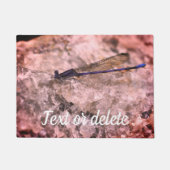 Paarse Damselfly on Quartz Rock op maat Deurmat (Voorkant)