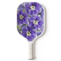 Paarse delfinebloemen