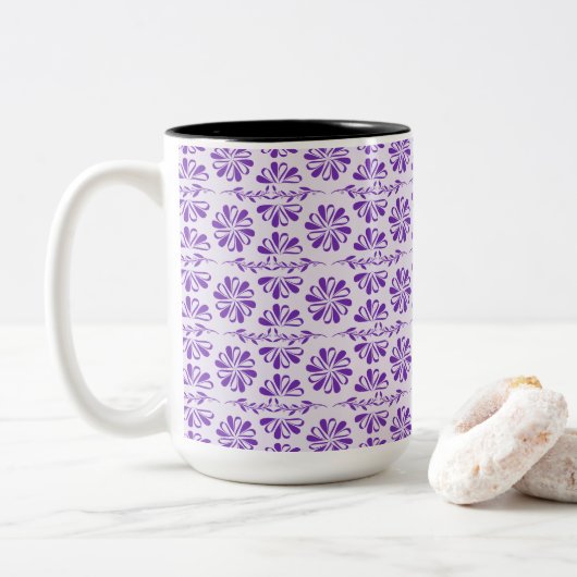 Paarse Deluxe Moderne Bloemen Tweekleurige Koffiemok (Met donut)