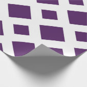 Paarse diamanten op wit cadeaupapier (Hoek)
