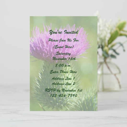 Paarse Distelbloem Feest Kaart (Staand voorkant)