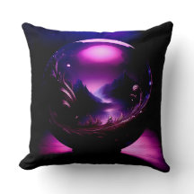 Paarse doorzichtige Wereldbol met berglandschap