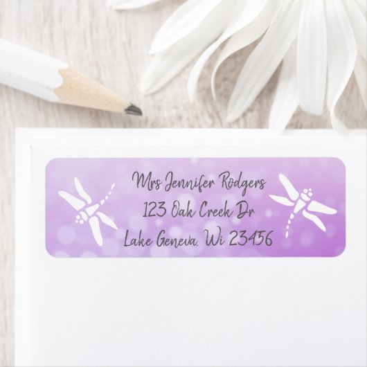 Paarse dragonfly etiket (Insitu)