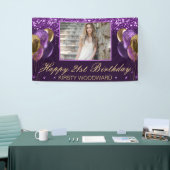 Paarse driftobballonnen en glitter-ballonnen op za spandoek (Beurs)