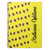 Paarse druiven gepersonaliseerd geel notitieboek (Voorkant)