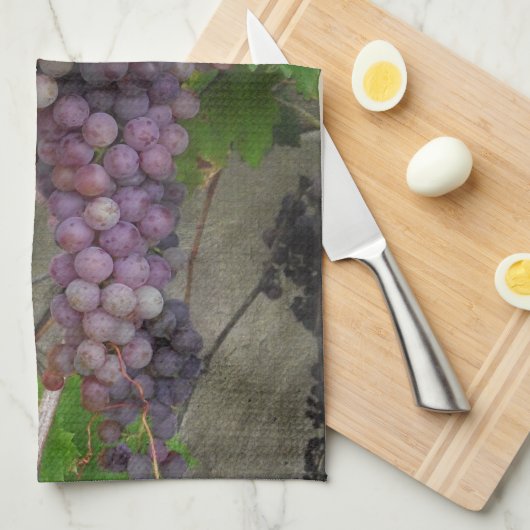Paarse druiven op wijn theedoek (Quarter Fold)