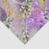 PAARSE EASTER-EGG, WITTE BLOSSEN, GEEL TISSUEPAPIER (Detail)