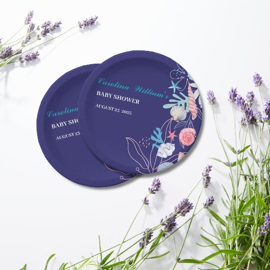 Paarse een kleine parel onder het zeeen baby showe papieren bordje