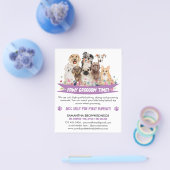 Paarse Eenvoudige Bloemen Geïllustreerde Hondentri Flyer (Enkel)