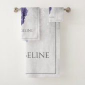 Paarse Elegant Peacock Bad Handdoek (Insitu)