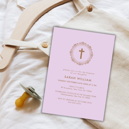 Paarse Elegante Klassieke Kruiskrans Doop Kaart
