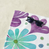 Paarse en Aqua Floral Beach Handdoek (In situ)