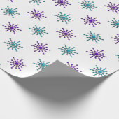 Paarse en Aqua Snowflakes op wit Cadeaupapier (Hoek)