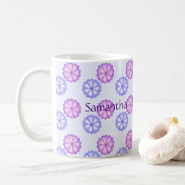 Paarse en blauwe bloemen koffiemok