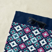 Paarse en Blauwe Ontwerp Strandlaken (In situ)