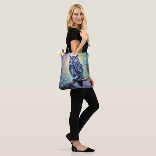 Paarse en Blauwgroen Uil Fantasy Tote Bag (Op model)