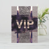 Paarse en Faux metallische VIP-partijuitnodiging Kaart (Staand voorkant)