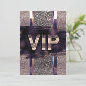 Paarse en Faux metallische VIP-partijuitnodiging Kaart (Staand voorkant)