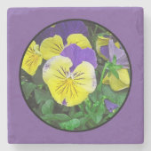 PAARSE EN GEEL PANSIES STENEN ONDERZETTER (Voorkant)