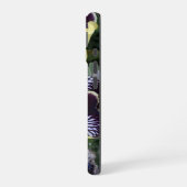 Paarse en Gele Bearless Irissen Bloemen iPhone 16 Hoesje (Linkerkant)