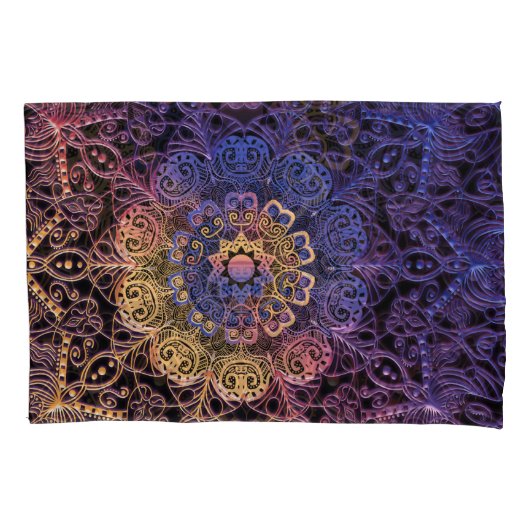 Paarse en gele mandala: handgetekend ontwerp kussensloop (Voorkant)