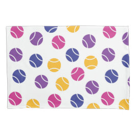 Paarse en gele tennisballen op witte achtergrond kussensloop