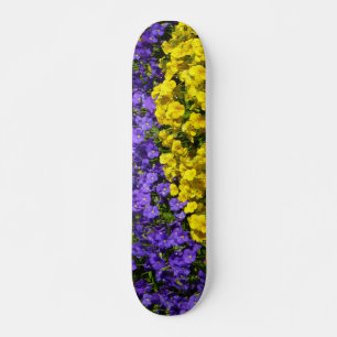 Paarse en Gele Viola's Kleurrijke Bloemen Persoonlijk Skateboard