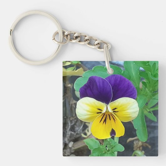Paarse en gele zgn. Acrylsleutelring Sleutelhanger (voorkant)