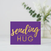 Paarse en Gold Social Distancing Hug Briefkaart (Staand voorkant)