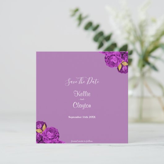 Paarse en goudbloemen sparen de datum save the date (Staand voorkant)