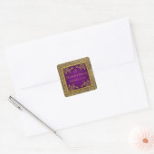 Paarse en Gouden Bloemen Monogram Bruiloft Sticker (Envelop)
