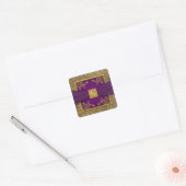 Paarse en Gouden Bloemen Monogram Bruiloft Sticker (Envelop)
