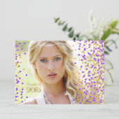 Paarse en gouden Confetti Afstuderen aankondiging (Staand voorkant)