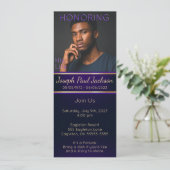 Paarse en gouden foto Memorial uitnodiging (Staand voorkant)