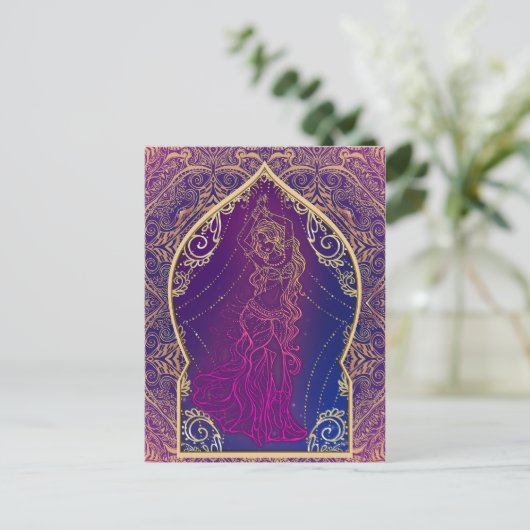 Paarse en gouden Marokkaanse buikdansfeest Uitnodiging Briefkaart (Staand voorkant)