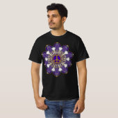 Paarse en Gouden Vredesteken Mandala T-shirt (Voorkant volledig)