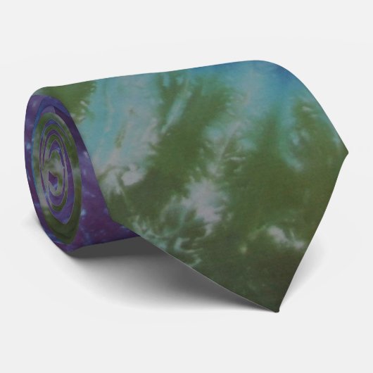 Paarse en groene kleurstof stropdas (Opgerold)