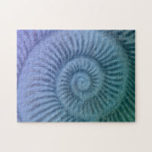 Paarse en groene spiraalvormige Ammonite Fossil Ar Legpuzzel (Horizontaal)